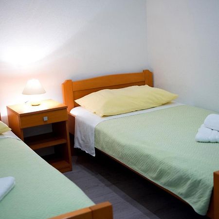 Apartments And Rooms Robi 珀德垂那 外观 照片